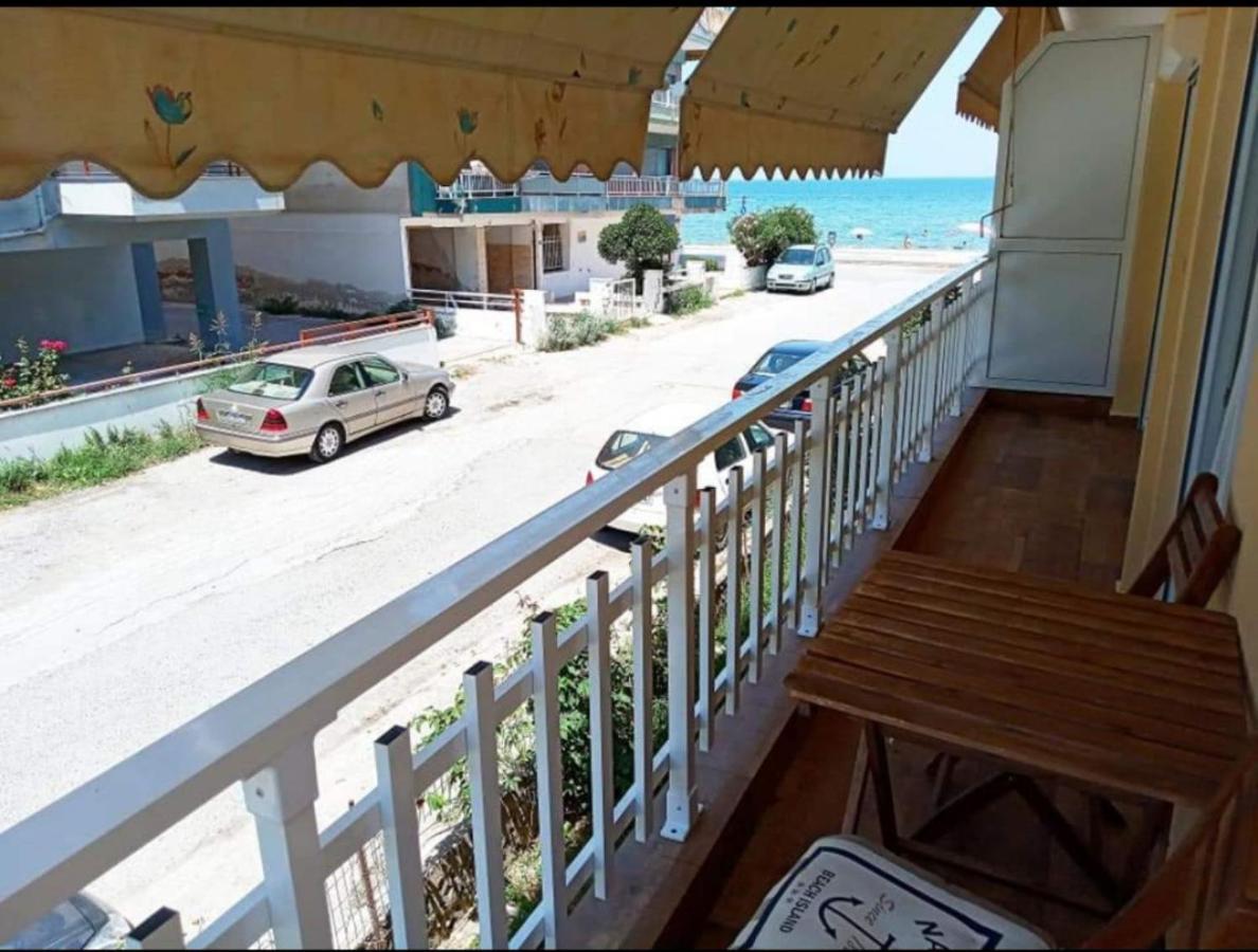 Sea Stars Apartment 1 Peraía 외부 사진